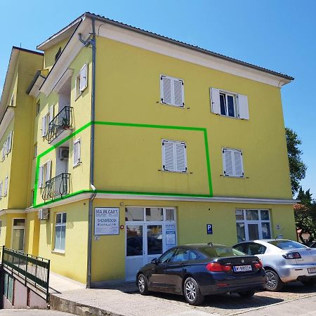 Apartment Matika, Terrace Apartment 10 Minutes Walk From Center Ровин Екстериор снимка
