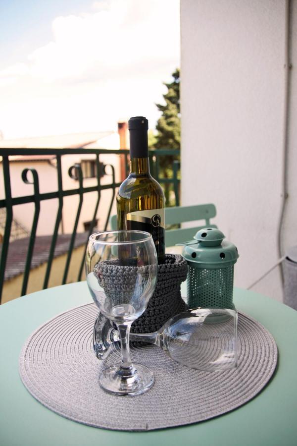 Apartment Matika, Terrace Apartment 10 Minutes Walk From Center Ровин Екстериор снимка